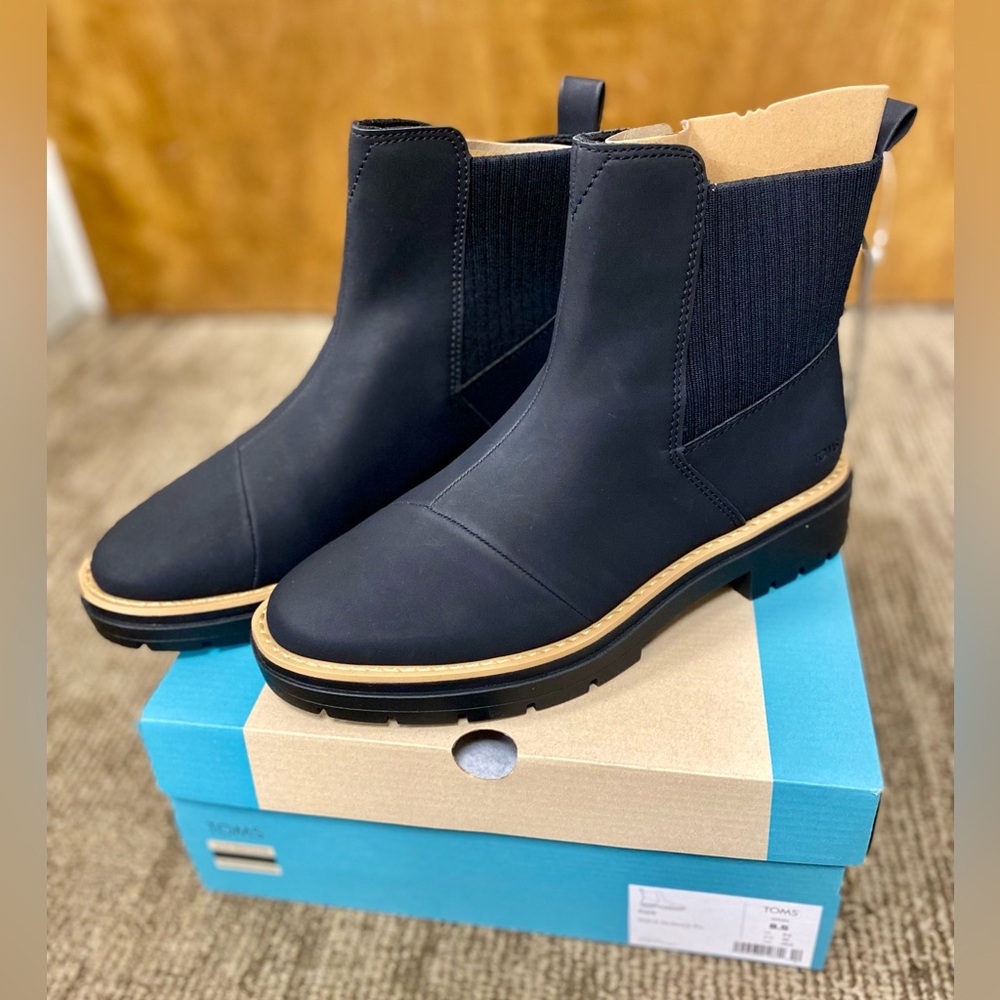 Tom’s Cort Boot, Size 8.5, NWT